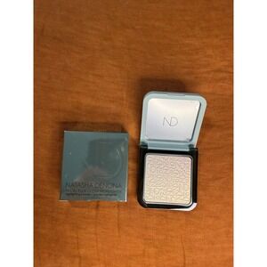 Natasha Denona PASTEL PLEXI GLOW HIGHLIGHTER